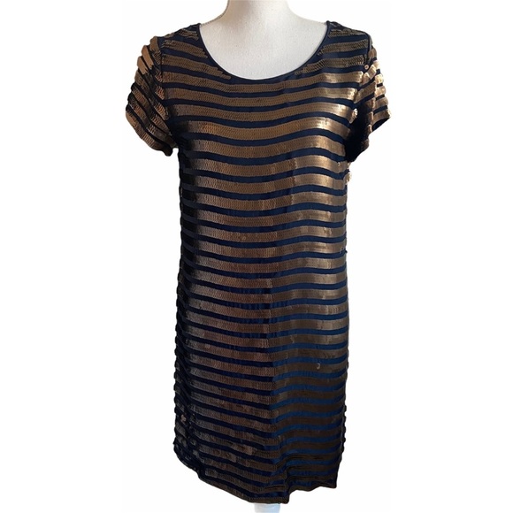 French Connection Sequin Shift Dress Size 4 Black Gold Stripe Short Sleeve Dress - Picture 2 of 15